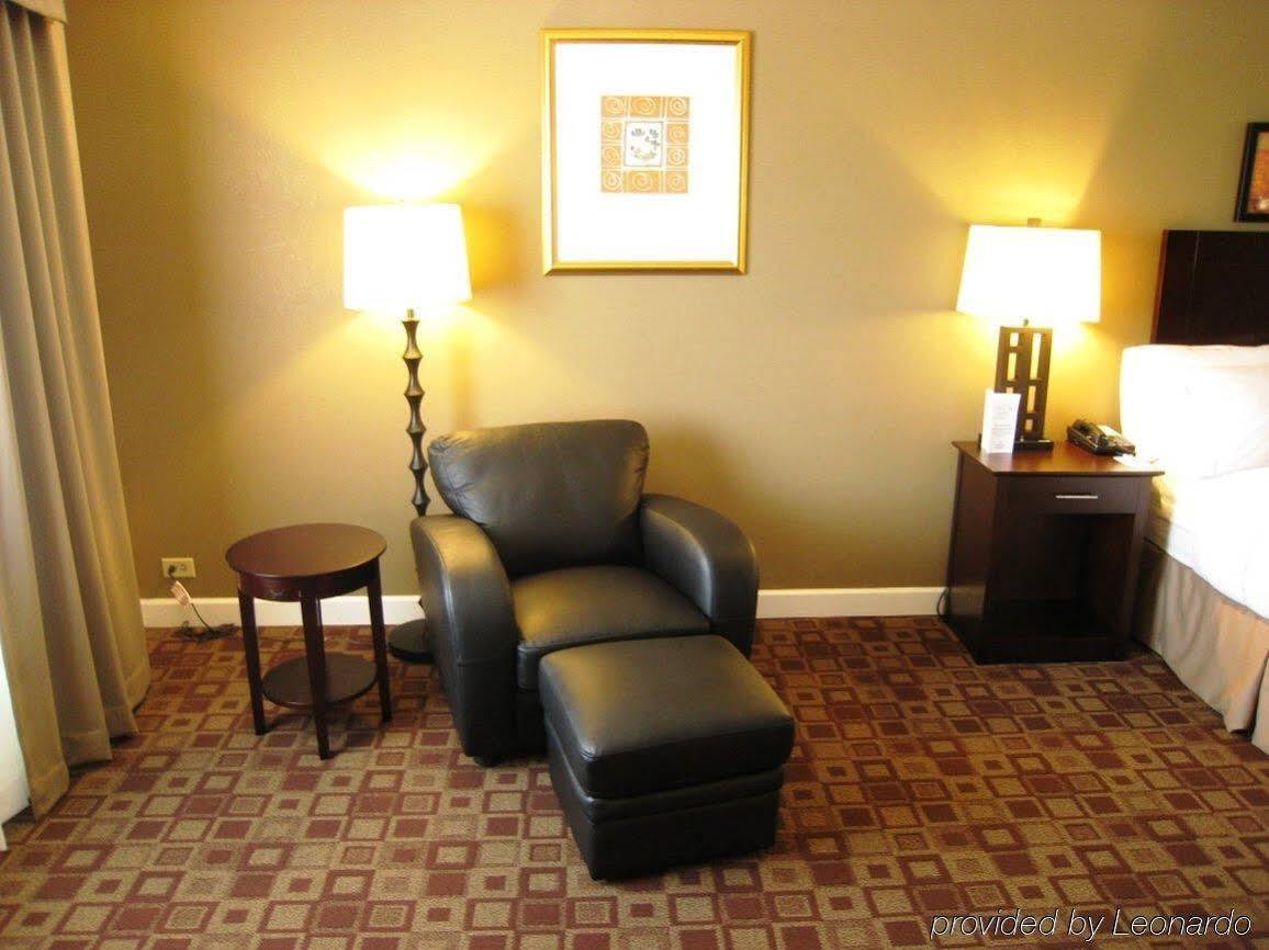 Holiday Inn Express Schaumburg-Rolling Meadows By Ihg Exterior foto